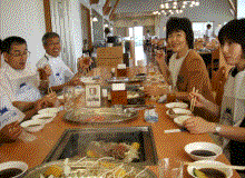 �A�H�ł̕񍐉�̗l�q1